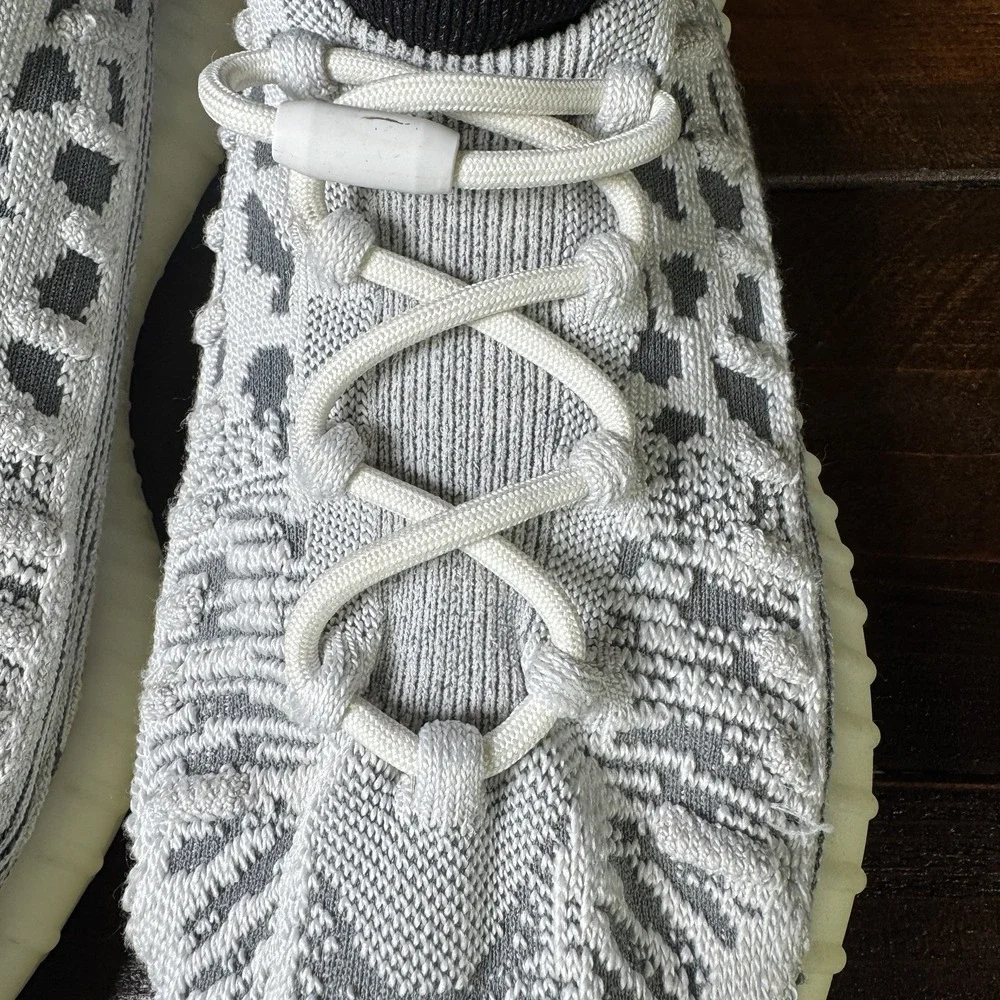 Adidas Men's Yeezy Boost 350 V2 CMPCT Slate White Panda Sz 12 (11.5